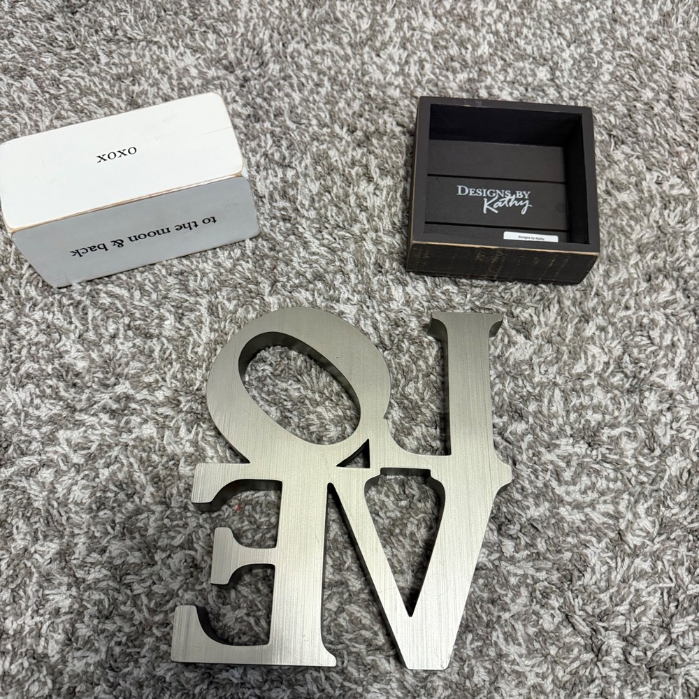 Lot of Love - 3 Home Decoration Pieces - Picture 5 of 7